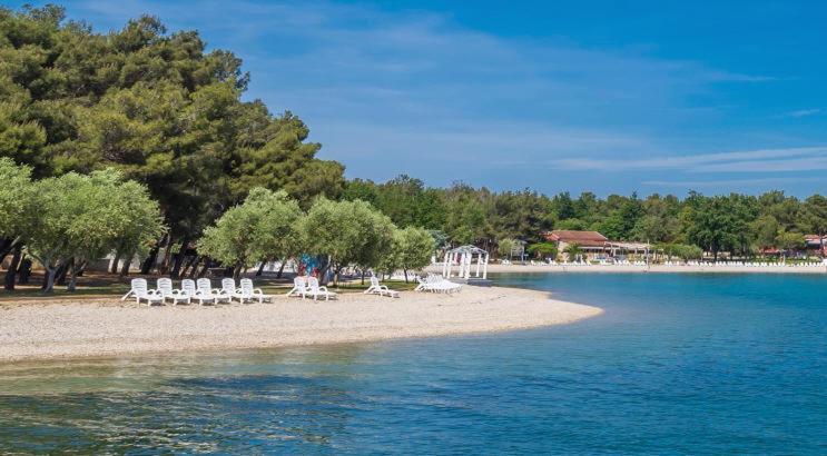 Bed And Breakfast La Rossa Umag Exterior foto