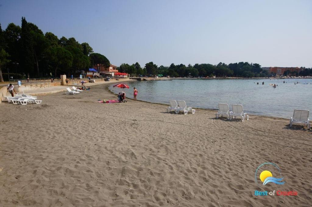 Bed And Breakfast La Rossa Umag Exterior foto